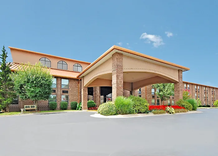 Comfort Inn At Thousand Hills